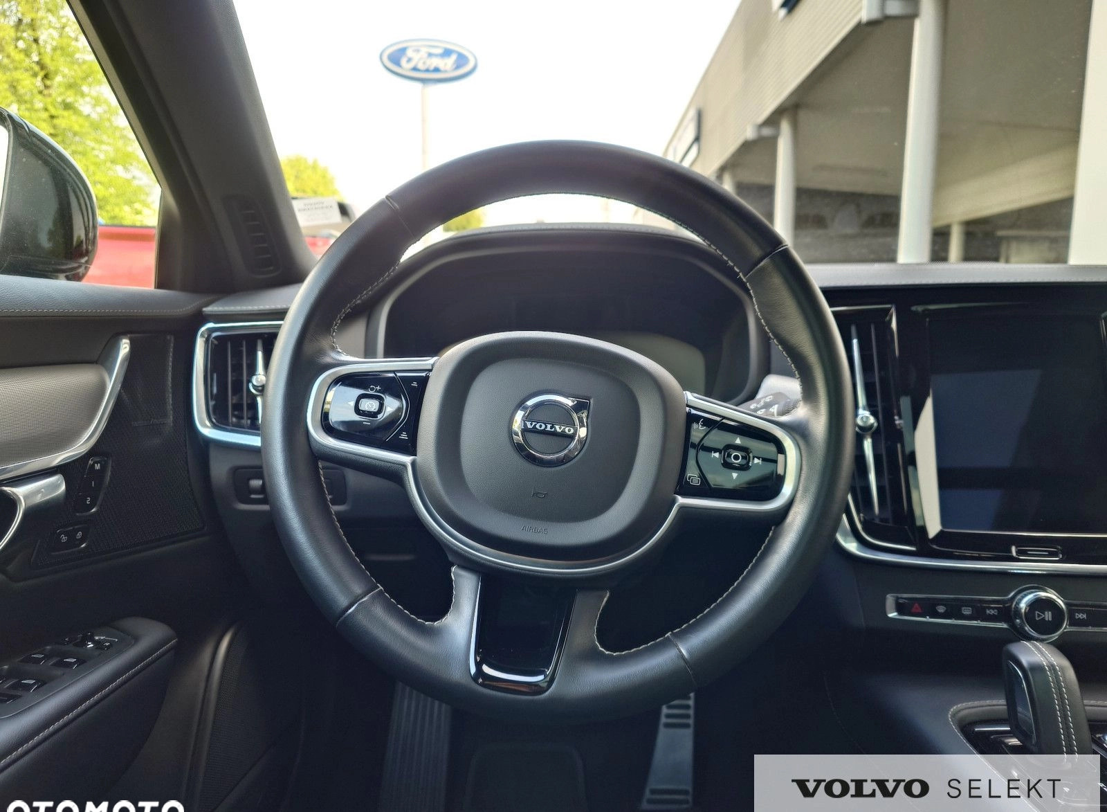 Volvo V90 cena 212900 przebieg: 30930, rok produkcji 2021 z Gorlice małe 781